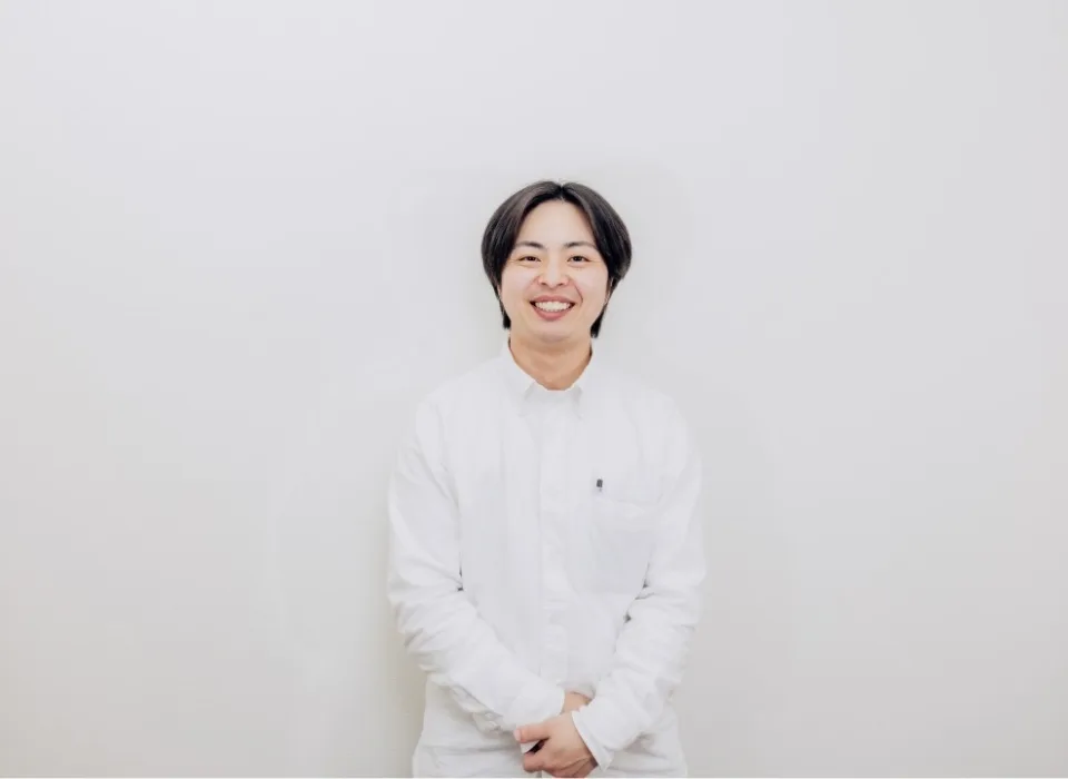 この記事の監修・代表 牧平 幸（カビドクターズ東京）